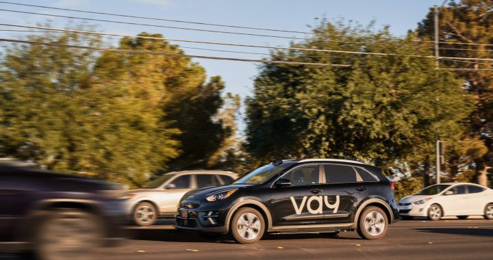Das Berliner Startup Vay startet kommerziellen fahrerlosen Mobilitätsservice mit ferngesteuerten Autos in Las Vegas